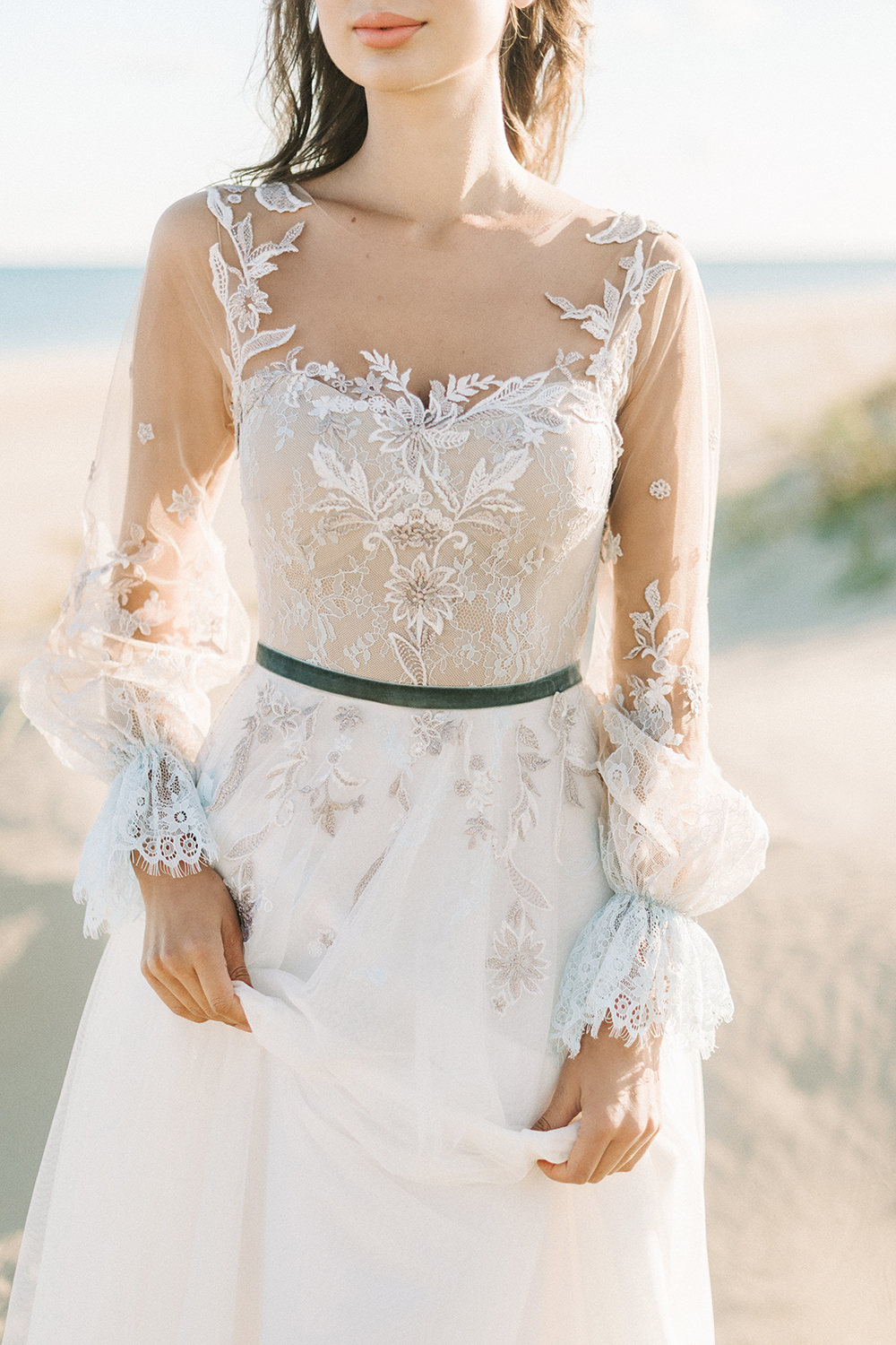 bohemian lace wedding dress with sleeves